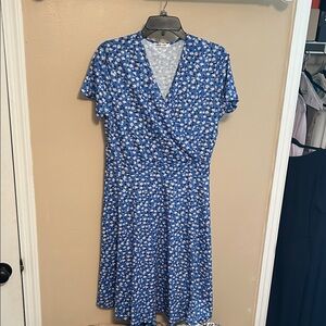 Chic Blue Floral Midi Dress